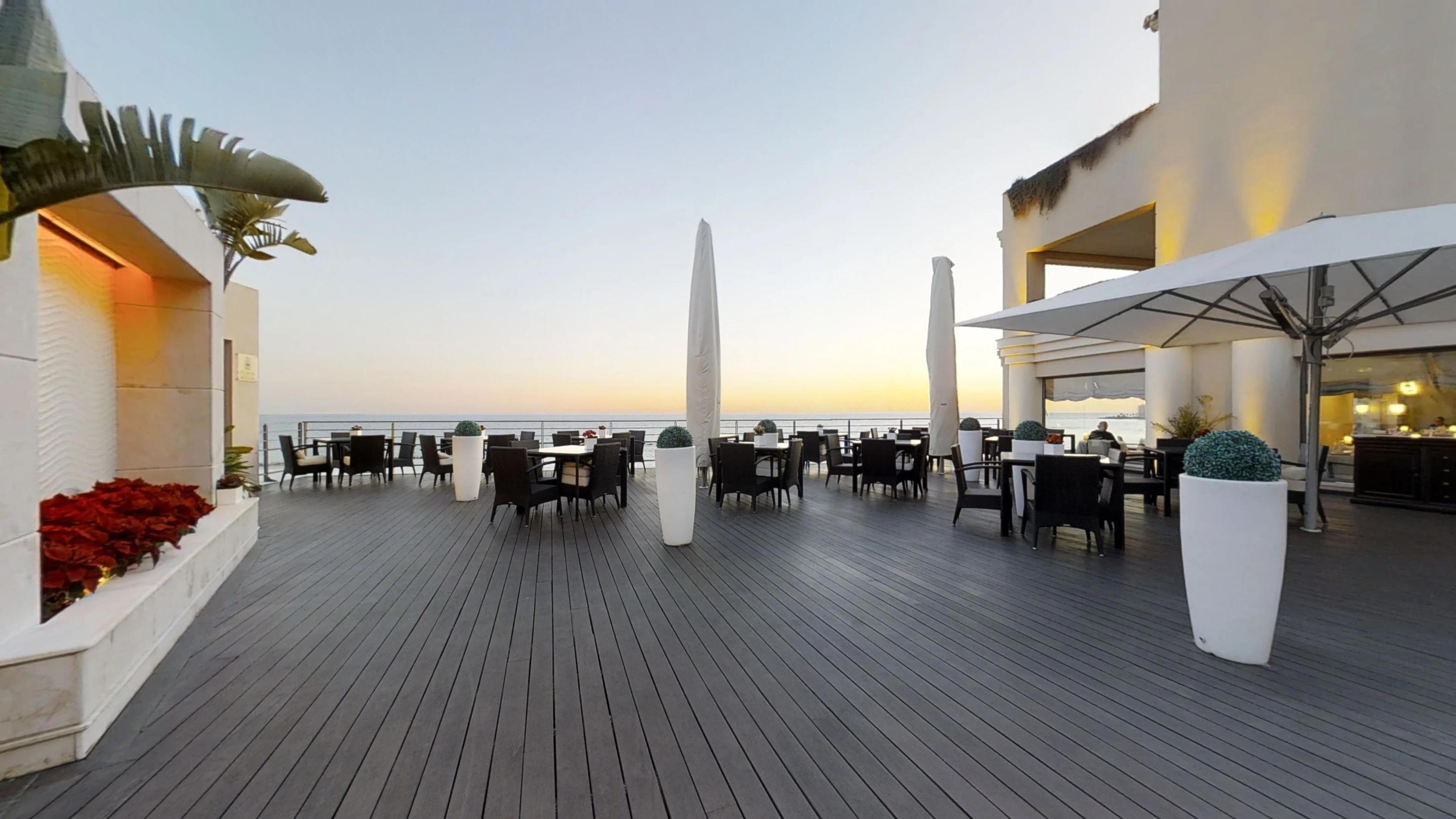 فندق بوتيك وسبا فينسي سيليسيون أليسا بينالماذينا المظهر الخارجي الصورة The Deck