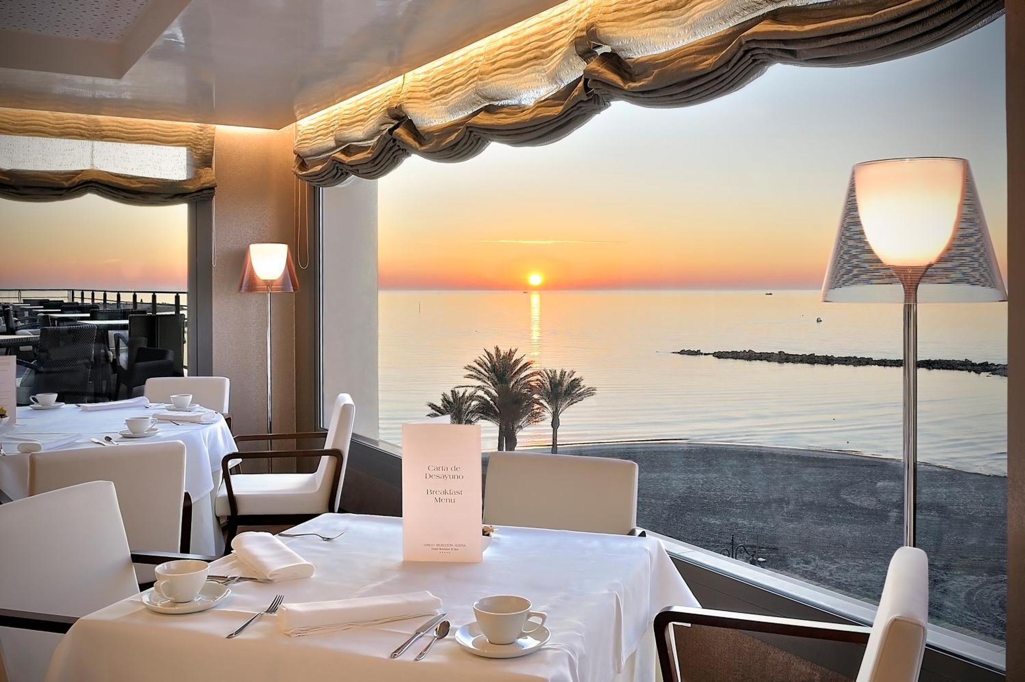 فندق بوتيك وسبا فينسي سيليسيون أليسا بينالماذينا المظهر الخارجي الصورة Restaurant